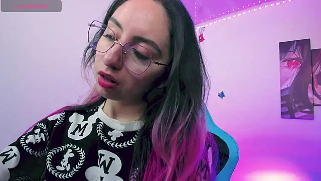 Julieta cott online show from 12, 3, 2025