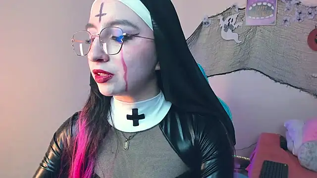 Julieta cott online show from 31, 10, 2025