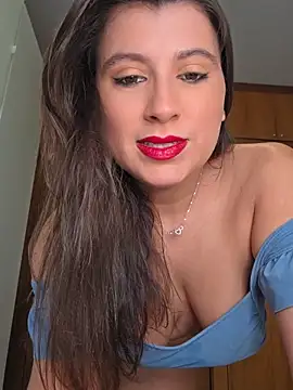 Snapshot of GatitaXD27 chatting on 4, 6, 2026 GatitaXD27 online show from 4, 6, 2026