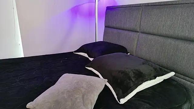 lady ni  online show from 8, 1, 2026