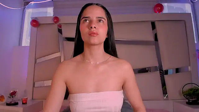 chrystal js online show from 13, 1, 2026