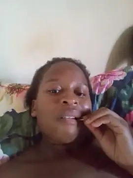 Nomawethu2002 online show from 13, 11, 2025