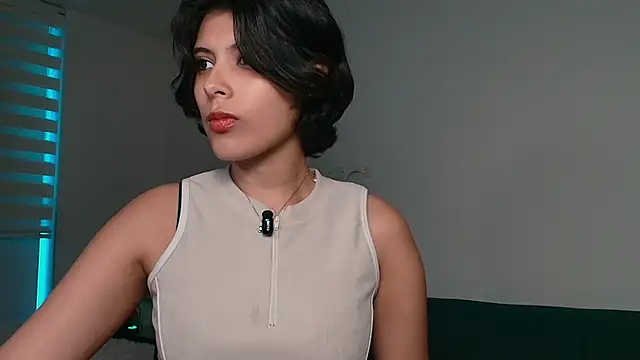 Snapshot of oxiris_1 chatting on 17, 4, 2026 oxiris 1 online show from 17, 4, 2026