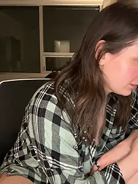 nerdynina online show from 3, 2, 2026