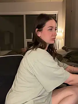 nerdynina online show from 8, 2, 2026