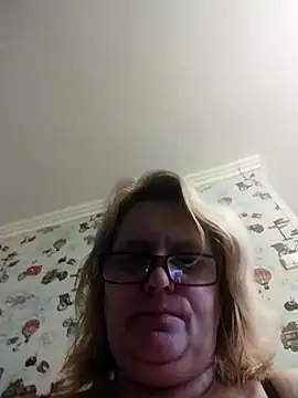 Forest-Lady online show from 1, 11, 2025