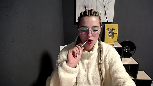 Snapshot of lady_olivia_ chatting on 17, 10, 2025 lady olivia online show from 17, 10, 2025