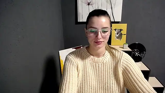 lady olivia  online show from 28, 10, 2025