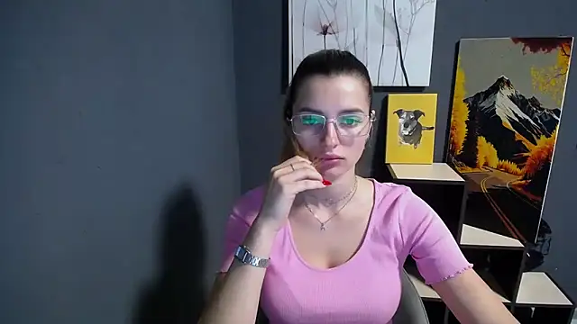 lady olivia  online show from 12, 6, 2026