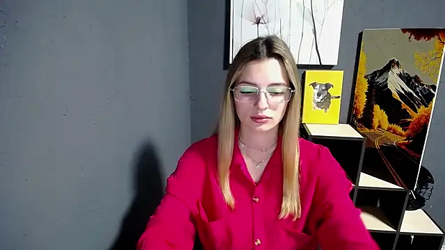 lady olivia  online show from 13, 6, 2026