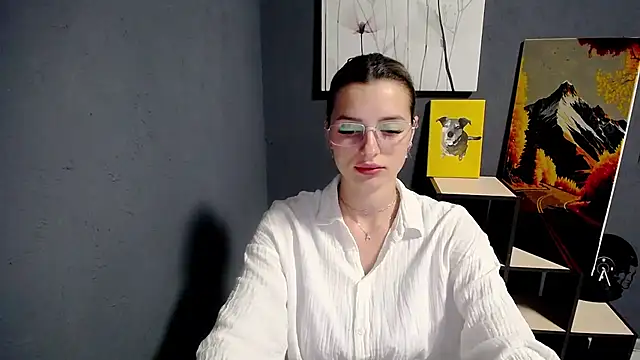 lady olivia  online show from 7, 7, 2026