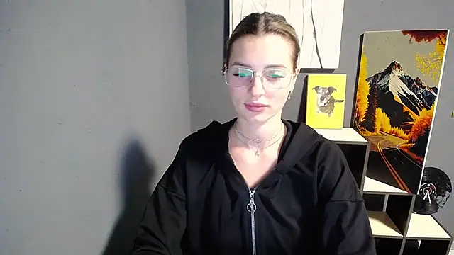 lady olivia  online show from 11, 7, 2026