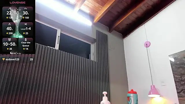 Alisson zambrano online show from 19, 3, 2025