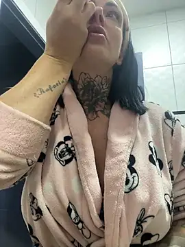 YasmimBrasil online show from 20, 5, 2026