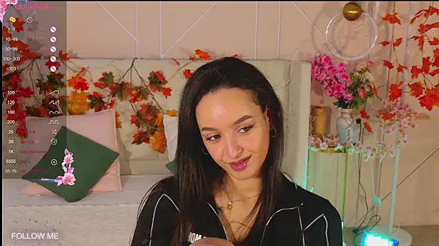 Lolly Neal online show from 29, 11, 2025