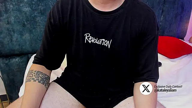 Snapshot of kataleyandliam chatting on 14, 2, 2025 kataleyandliam online show from 14, 2, 2025