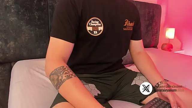 Snapshot of kataleyandliam chatting on 18, 3, 2025 kataleyandliam online show from 18, 3, 2025