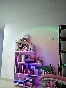 azumiichan online show from 13, 2, 2025