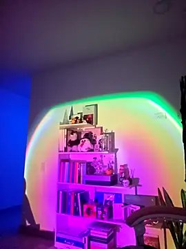 azumiichan online show from 13, 3, 2025