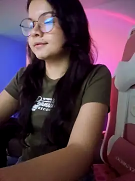 azumiichan online show from 10, 9, 2025