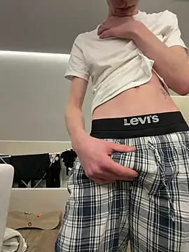 Snapshot of xxtwinkxxx chatting on 14, 2, 2026 xxtwinkxxx online show from 14, 2, 2026