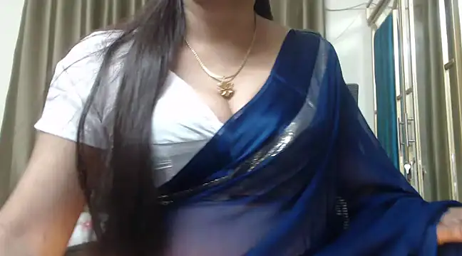 Snapshot of desi-maisa130 chatting on 8, 12, 2024 desi-maisa130 online show from 8, 12, 2024