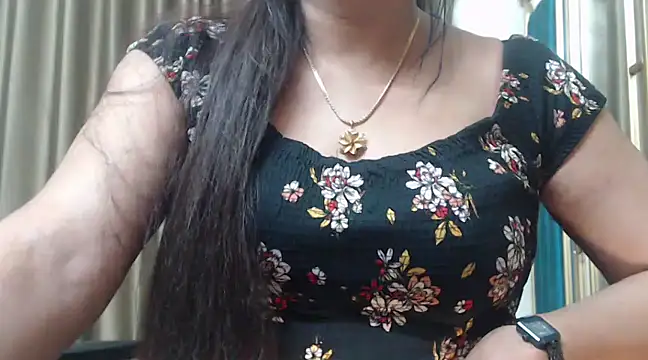 Snapshot of desi-maisa130 chatting on 21, 12, 2024 desi-maisa130 online show from 21, 12, 2024