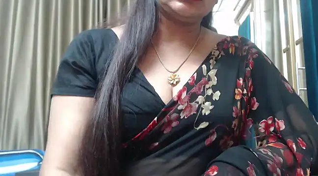 Snapshot of desi-maisa130 chatting on 13, 1, 2025 desi-maisa130 online show from 13, 1, 2025