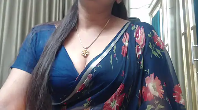 Snapshot of desi-maisa130 chatting on 16, 1, 2025 desi-maisa130 online show from 16, 1, 2025