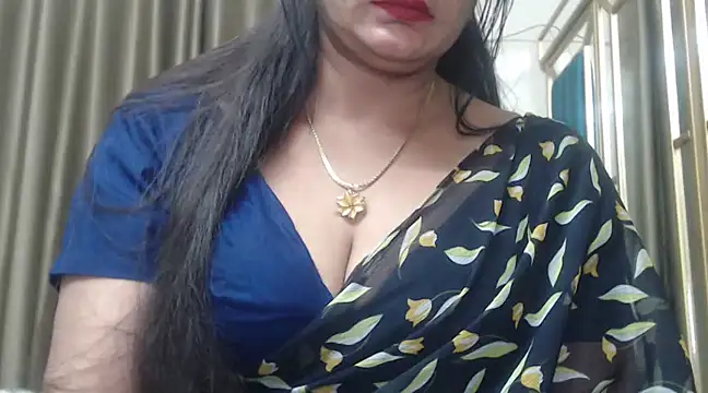 Snapshot of desi-maisa130 chatting on 15, 2, 2025 desi-maisa130 online show from 15, 2, 2025