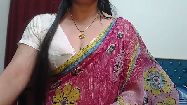 Snapshot of desi-maisa130 chatting on 23, 9, 2025 desi-maisa130 online show from 23, 9, 2025