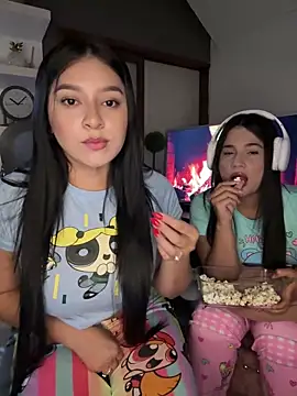 Snapshot of sarasoto_1 chatting on 2, 2, 2025 sarasoto 1 online show from 2, 2, 2025