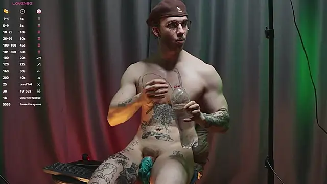 pleasure8869 online show from 18, 3, 2025