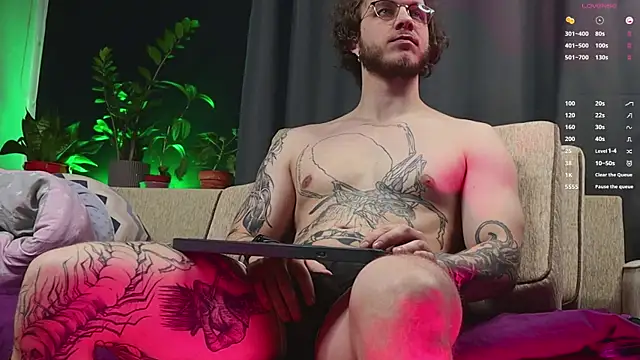 pleasure8869 online show from 17, 9, 2025