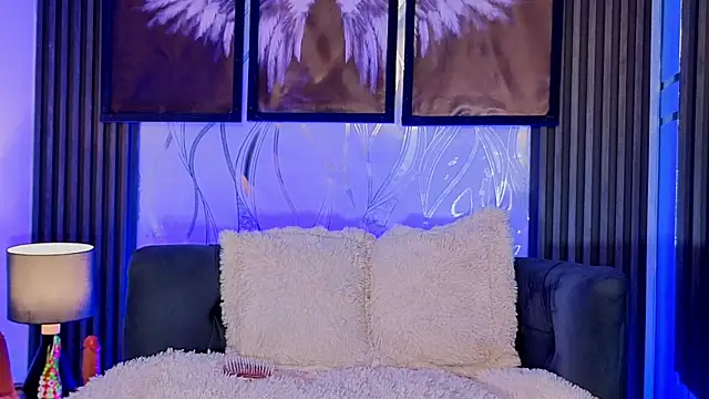 Megan Do Santos online show from 30, 3, 2026