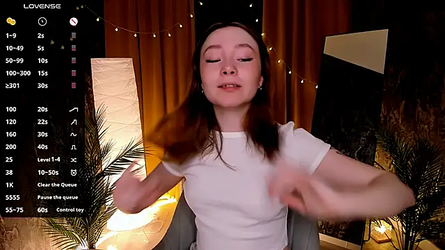 LanaBlu  online show from 28, 11, 2025