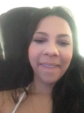 Snapshot of bellinii07 chatting on 27, 11, 2025 bellinii07 online show from 27, 11, 2025