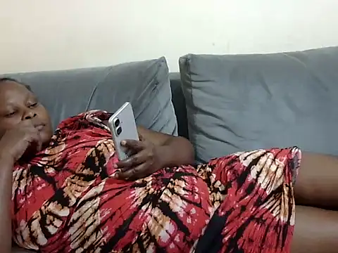 Pretty lilly02 online show from 11, 4, 2026