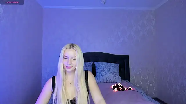 Snapshot of Amanda054 chatting on 23, 12, 2024 Amanda054 online show from 23, 12, 2024