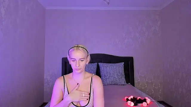 Snapshot of Amanda054 chatting on 5, 2, 2025 Amanda054 online show from 5, 2, 2025