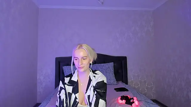 Snapshot of Amanda054 chatting on 27, 2, 2025 Amanda054 online show from 27, 2, 2025