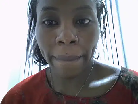 Snapshot of Queen_loveer chatting on 7, 1, 2026 Queen loveer online show from 7, 1, 2026