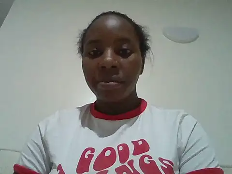 Snapshot of Queen_loveer chatting on 6, 7, 2026 Queen loveer online show from 6, 7, 2026