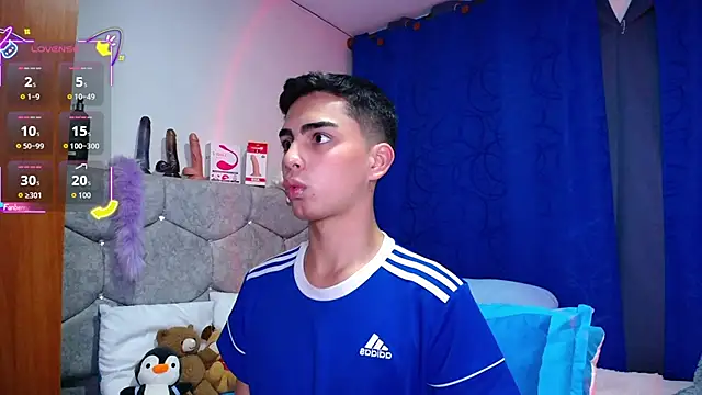 OwenBluee online show from 10, 9, 2025