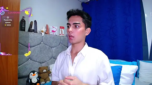 OwenBluee online show from 30, 9, 2025