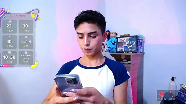 OwenBluee online show from 17, 11, 2025