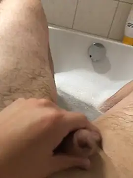 Snapshot of wixxer872302 chatting on 3, 6, 2026 wixxer872302 online show from 3, 6, 2026