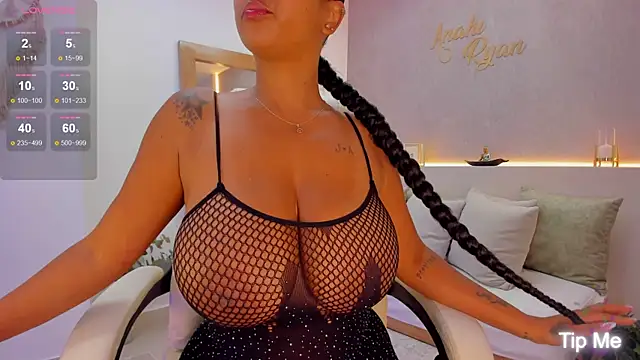 Snapshot of anahi_ryan_ chatting on 13, 3, 2025 anahi ryan  online show from 13, 3, 2025