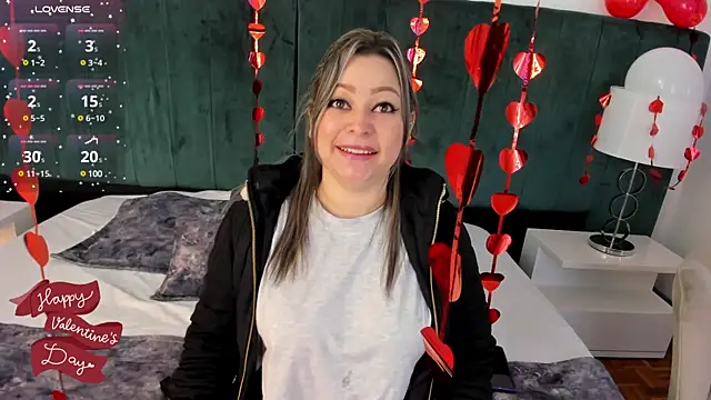 PandoraB  online show from 16, 2, 2025