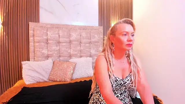 AnastasiaTaylor  online show from 16, 9, 2025